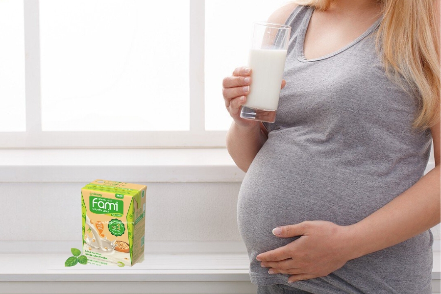 Phụ nữ mang thai uống sữa đậu nành giúp ổn định huyết áp