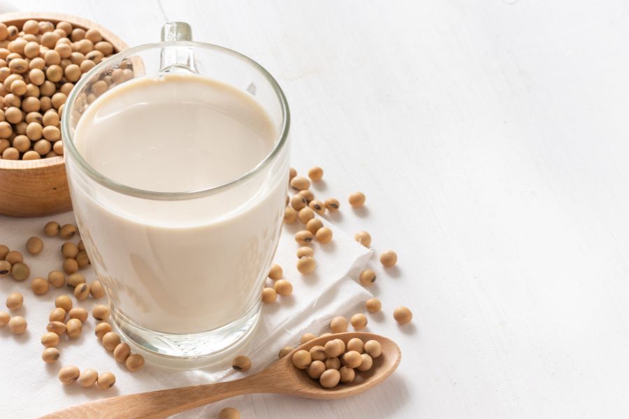 Uống sữa đậu nành tốt cho sức khỏe xương khớp