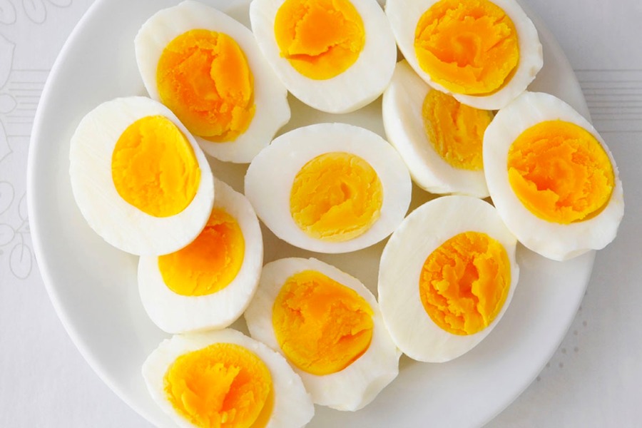 Trứng gà luộc đơn giản tăng kích thước vòng ngực 